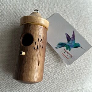 Hummingbird House